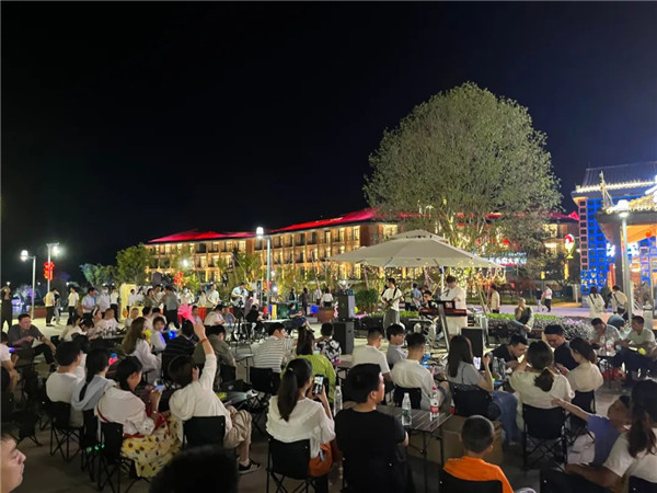 興商貿(mào) 促消費 惠民生！景德鎮(zhèn)這里的夜市很火爆！